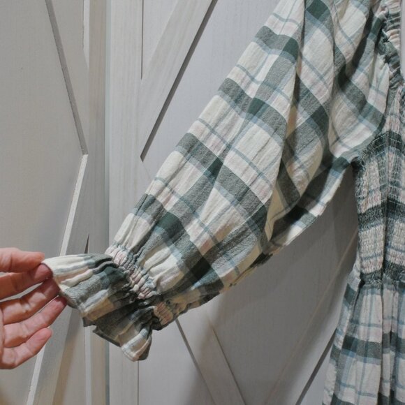 Madewell Lucie Elbow-Sleeve Smocked Mini Dress in Lebaum Plaid - Picture 7 of 8